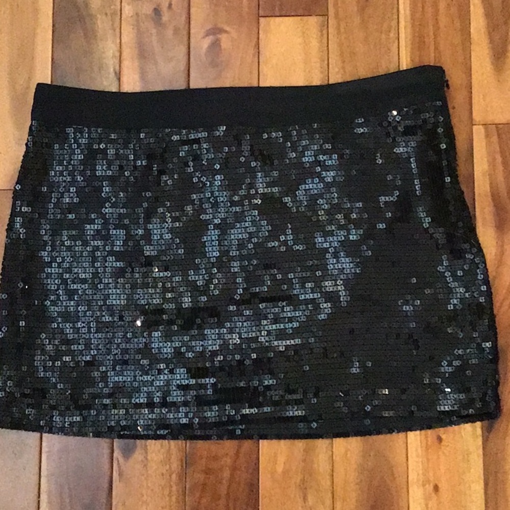 Forever 21 Black Sequinned Mini Skirt